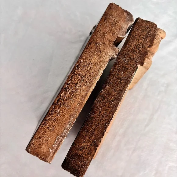 DECOLINE NY Set of 2 Cherub Decorative Vintage Wall Plaques - Picture 6 of 8